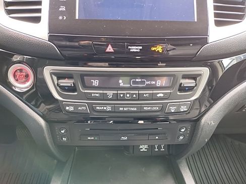 Used 2016 Honda Pilot Elite image 24