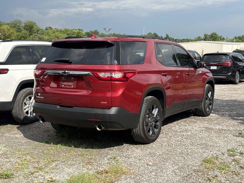 Used 2020 Chevrolet Traverse RS w/ LPO, Floor Liner Package FWD image 4