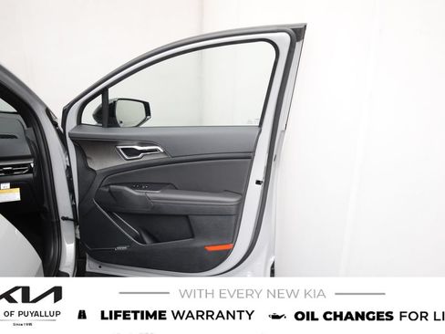 New 2026 Kia Sportage X-Line w/ X-Line Technology Package AWD/4WD image 15