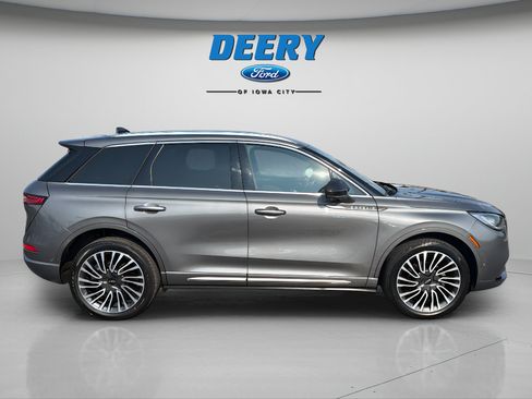 Used 2022 Lincoln Corsair Reserve w/ Equipment Group 201A AWD/4WD image 14