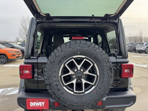 New 2026 Jeep Wrangler Unlimited Rubicon image 34