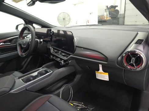 New 2026 Chevrolet Equinox EV RS image 29