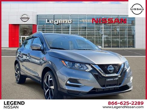 Certified 2022 Nissan Rogue Sport SL image 1
