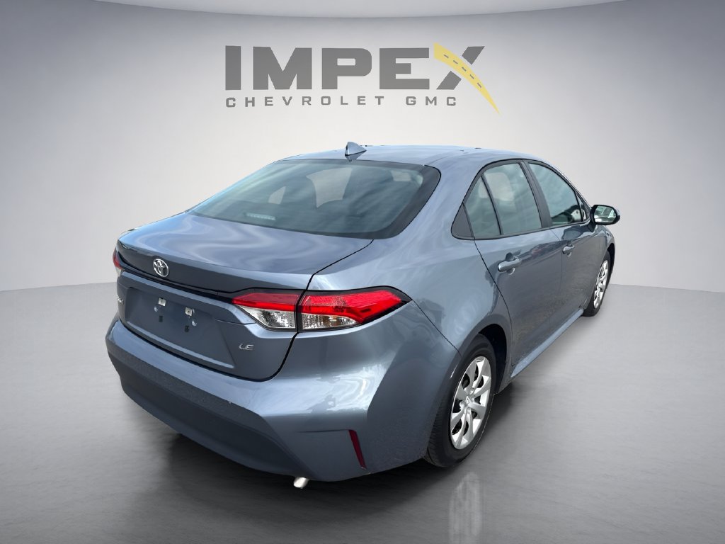 Used 2025 Toyota Corolla LE w/ Convenience Package FWD image 5