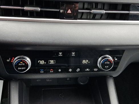 Used 2022 Mitsubishi Outlander SEL image 15