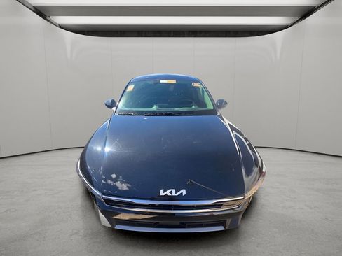 Used 2025 Kia K4 EX image 18
