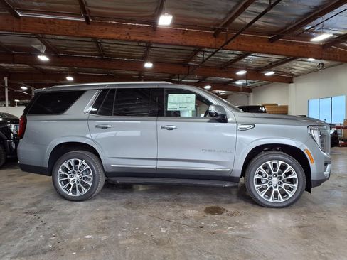 New 2026 GMC Yukon Denali w/ Advanced Technology Package RWD image 4