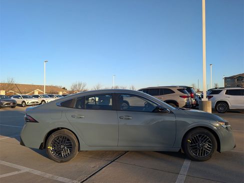 New 2026 Nissan Sentra SV image 3