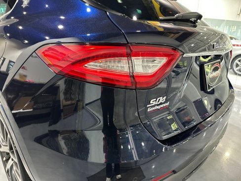 Used 2019 Maserati Levante S GranSport AWD/4WD image 37