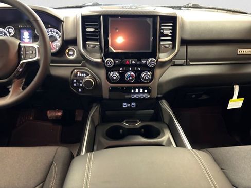 New 2026 RAM 1500 4x4 Crew Cab image 13