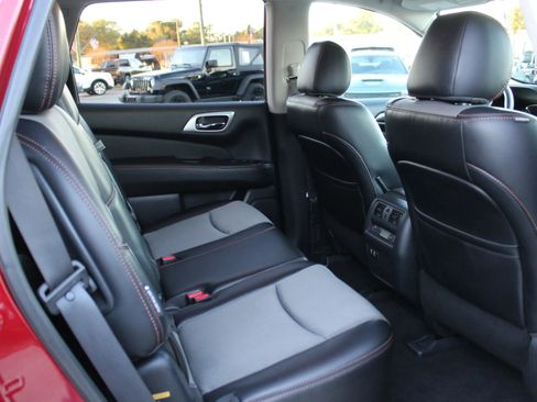 Used 2020 Nissan Pathfinder SV w/ Rock Creek Edition image 25