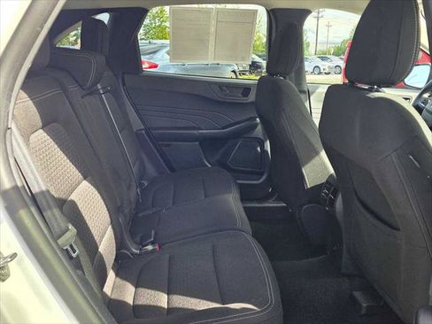 Used 2025 Ford Escape Active AWD/4WD image 12