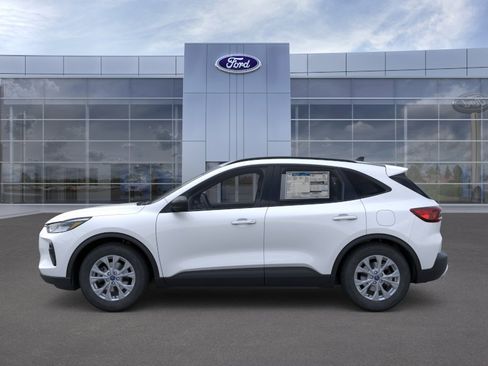New 2025 Ford Escape Active w/ Active Premium Tech Pack FWD image 26