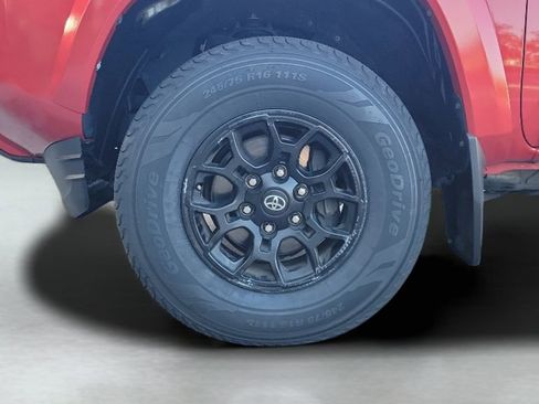 Certified 2022 Toyota Tacoma SR5 w/ Technology Package RWD image 33