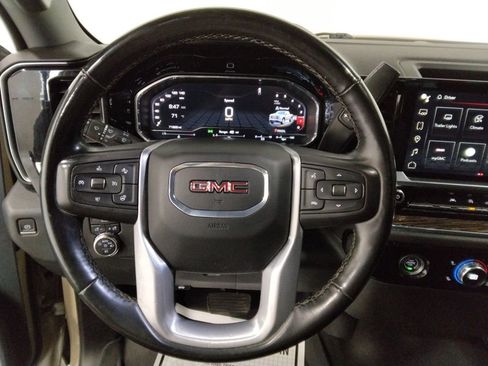 Used 2023 GMC Sierra 1500 Elevation image 10