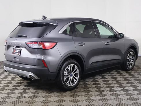 Used 2022 Ford Escape SEL AWD/4WD image 9