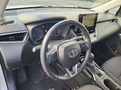 Used 2023 Toyota Corolla Cross LE image 10