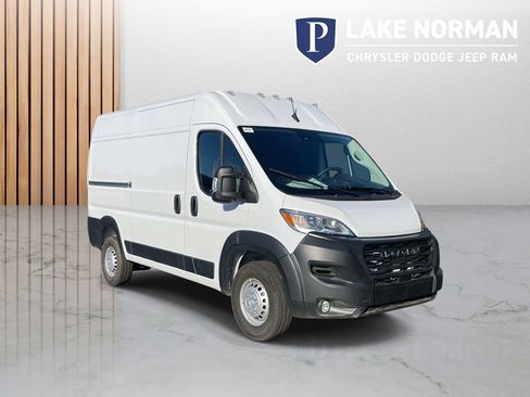 New 2026 RAM ProMaster 1500 w/ Convenience Group image 2