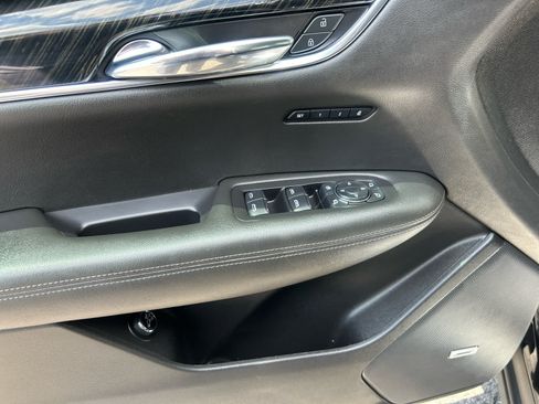 Used 2020 Cadillac XT6 Premium Luxury AWD/4WD image 10