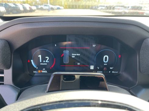 New 2026 Ford Explorer ST-Line w/ ST-Line Street Pack image 12