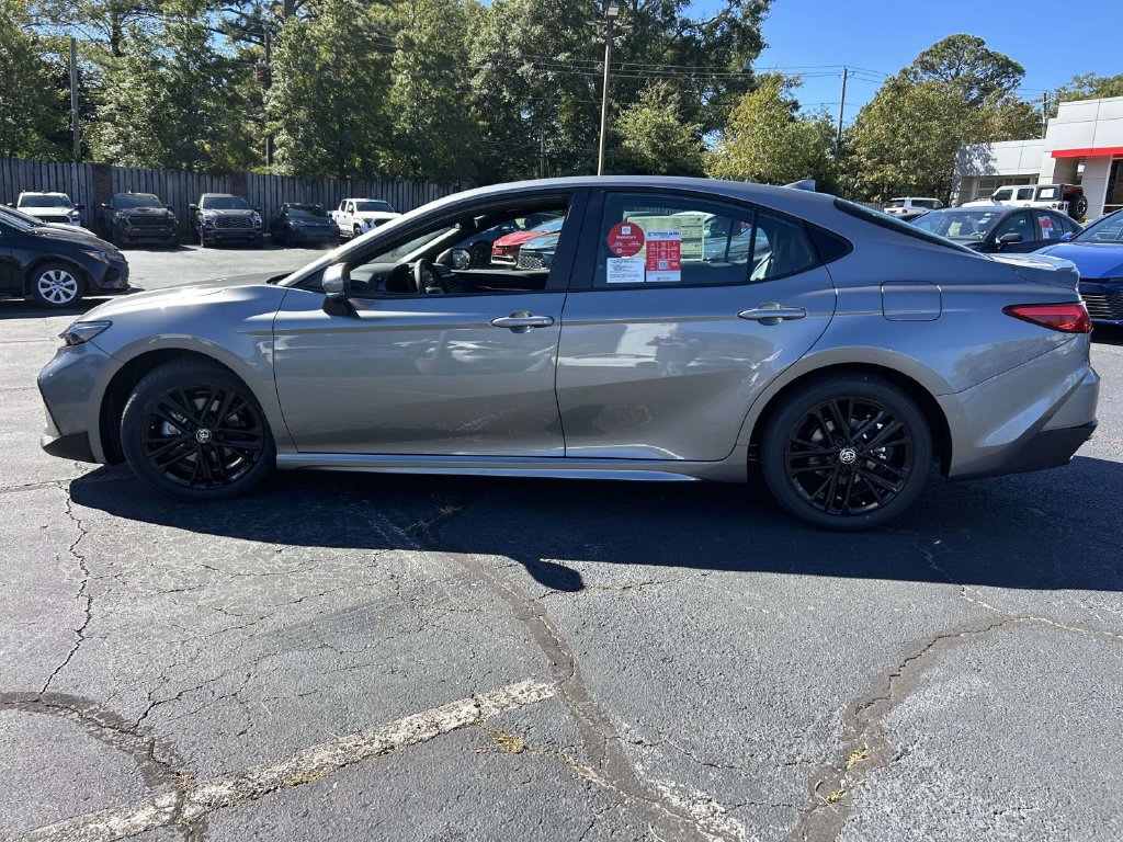 New 2027 Toyota Camry SE FWD image 6