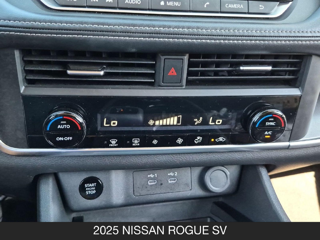 Used 2025 Nissan Rogue SV AWD/4WD image 22