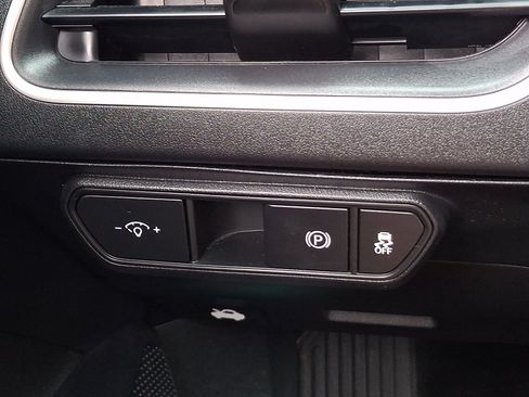 Used 2025 Kia K4 FWD image 22