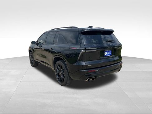 Used 2024 Chevrolet Traverse RS w/ LPO, Floor Liner Package AWD/4WD image 4