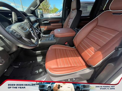 New 2026 GMC Sierra 2500 Denali Ultimate AWD/4WD image 10