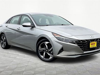 Used 2021 Hyundai Elantra SEL w/ Convenience + Premium Package