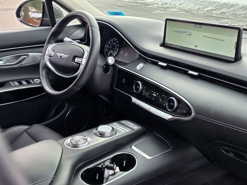 Used 2025 Genesis GV70 2.5T image 23