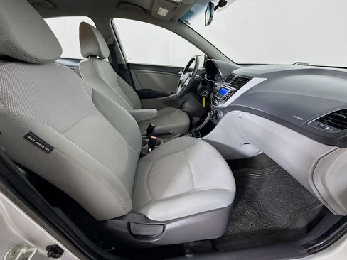 Used 2014 Hyundai Accent GLS FWD image 28