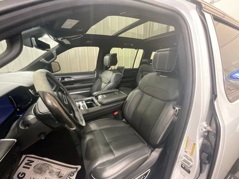 Used 2024 Jeep Grand Wagoneer Series II w/ Quick Order Packagew 28T AWD/4WD image 19
