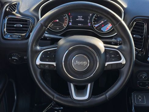 Used 2019 Jeep Compass Limited image 21