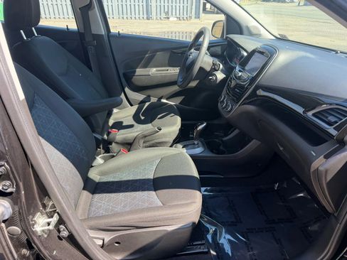 Used 2021 Chevrolet Spark LT image 17