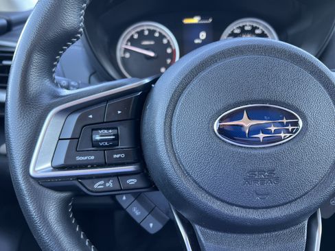 Used 2023 Subaru Forester Limited AWD/4WD image 31