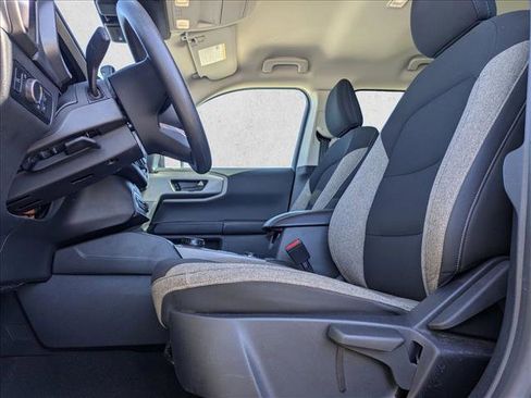 Used 2025 Ford Bronco Sport Big Bend image 15