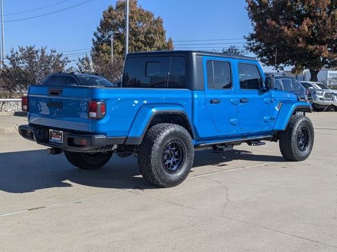 Used 2022 Jeep Gladiator Sport image 6