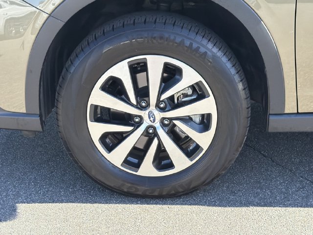 Used 2022 Subaru Outback Premium AWD/4WD image 13