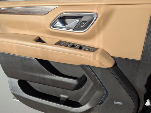 Used 2023 Chevrolet Tahoe Premier w/ Advanced Technology Package image 23