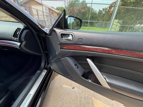 Used 2013 INFINITI G37 Convertible w/ Premium Pkg RWD image 33