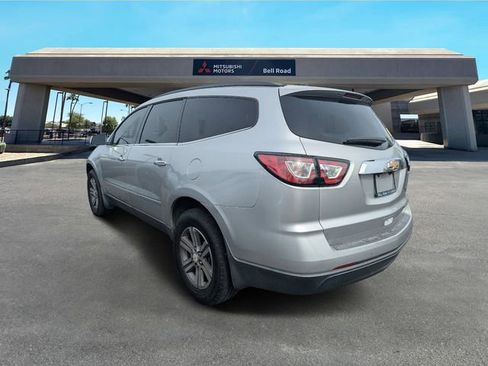 Used 2016 Chevrolet Traverse LT image 6