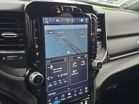 Used 2024 RAM 2500 Big Horn w/ Safety Group image 15