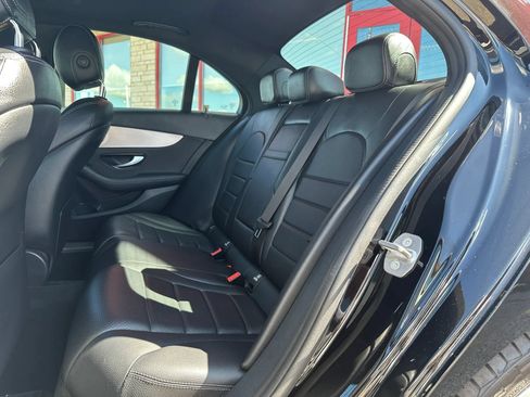 Used 2021 Mercedes-Benz C 300 Sedan image 11