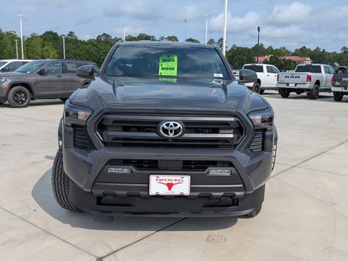 New 2026 Toyota Tacoma SR5 AWD/4WD image 9