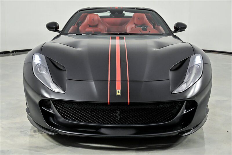 Used 2023 Ferrari 812 GTS RWD image 5