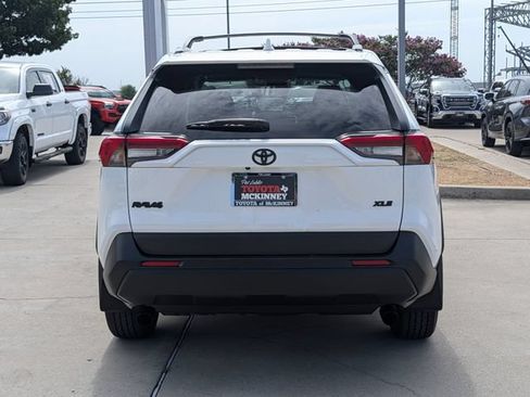 Used 2025 Toyota RAV4 XLE w/ Convenience Package FWD image 7