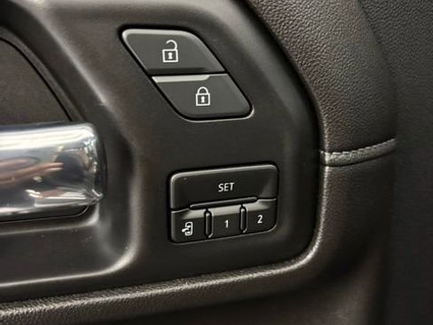 Used 2020 Chevrolet Silverado 2500 High Country w/ Z71 Off-Road Package image 14