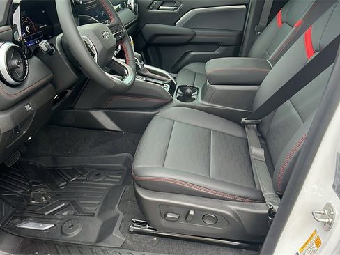 New 2026 Chevrolet Colorado Z71 w/ Technology Package image 13