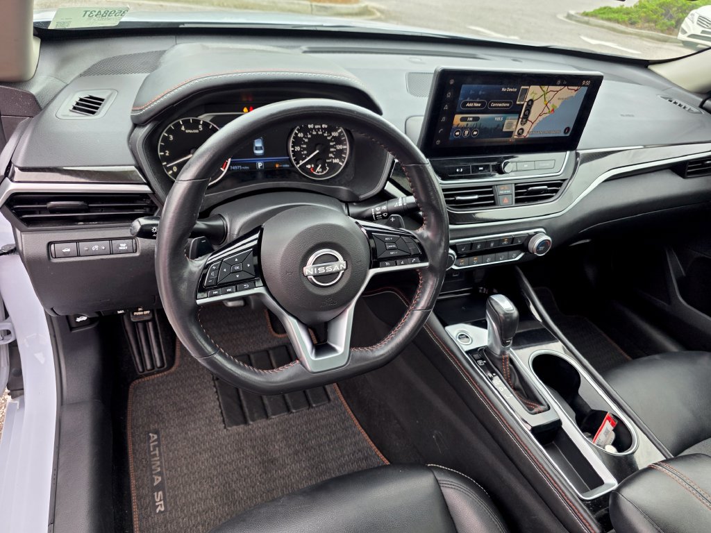Used 2023 Nissan Altima 2.5 SR w/ SR Premium Package FWD image 15